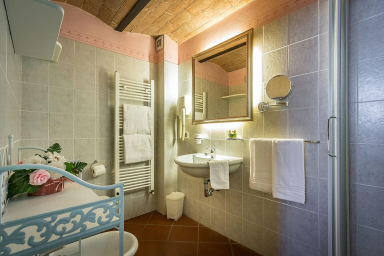 Bathroom, Borgo Villa Castelletti, Florence