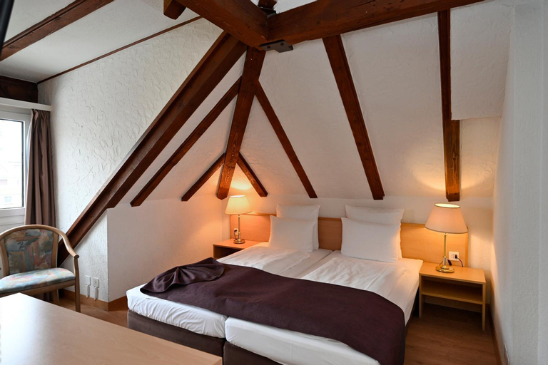 Bedroom 14
