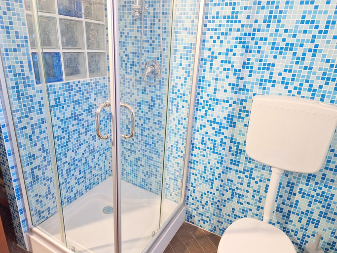Bathroom 3, Casa Nina, Cagliari