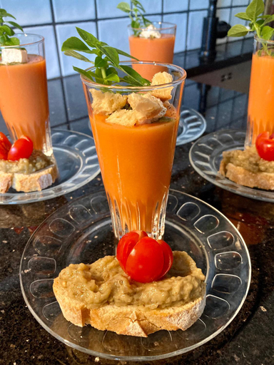 Food & Drinks 3, CheRiedel Bed & Breakfast & Evening meal Art Gallery, Hérault