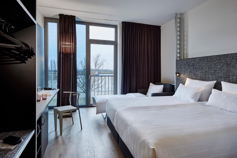 Bedroom 14