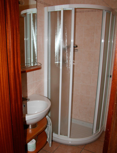 Bathroom 3