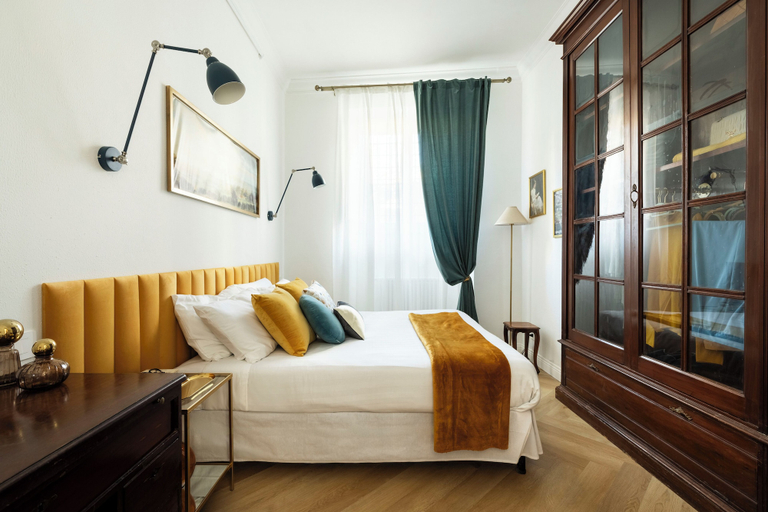 Bedroom 3, Belle Epoque House of Mirror, Roma