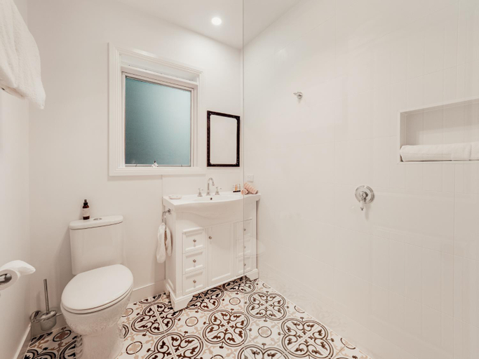 Bathroom 2, Genesta House, Bass Coast - Phillip Is.