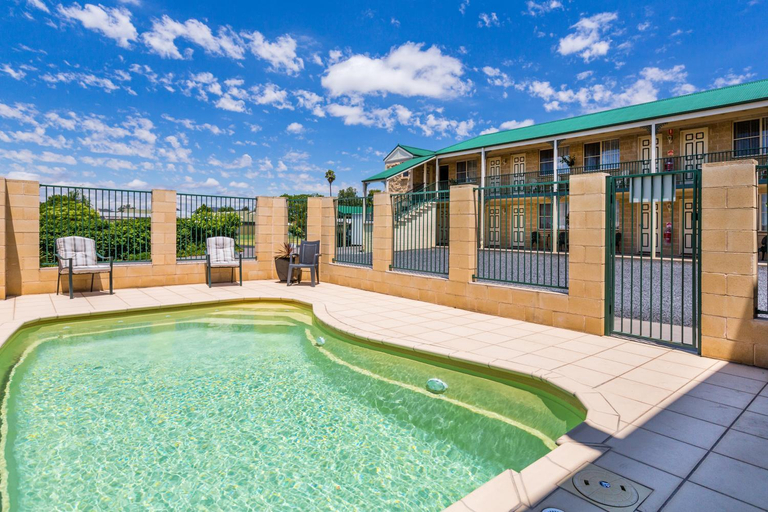 Swimming Pool 7