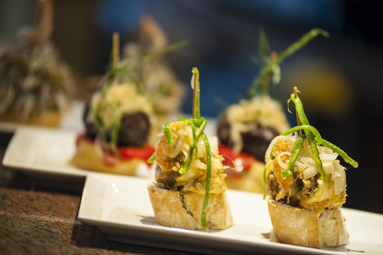 Food & Drinks 5, IRAIPE HOSTAL IZAGA, Navarra