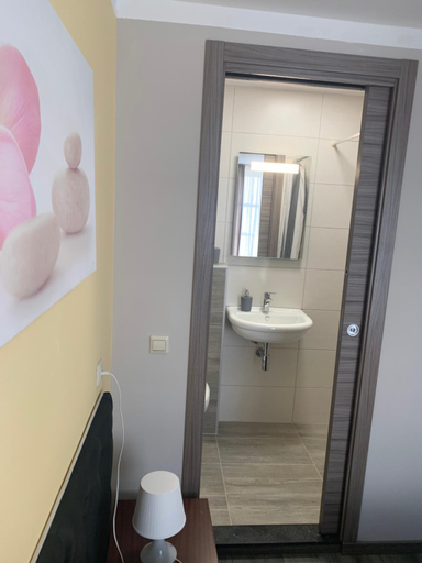 Bathroom, Hotel Restaurant La Piazza, Valkenburg aan de Geul