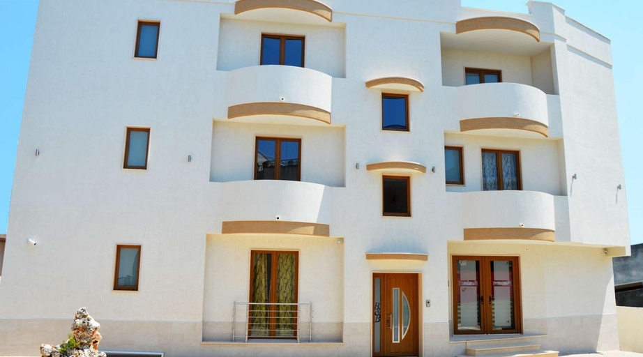 Others 2, B&B Marilena Coppularossa, Brindisi