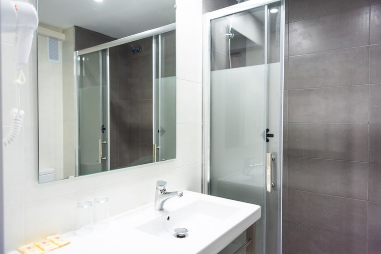 Bathroom 5, Ibiza Rocks Hotel, Baleares
