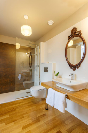 Bathroom, Hotel Casa da Galbana, Lugo