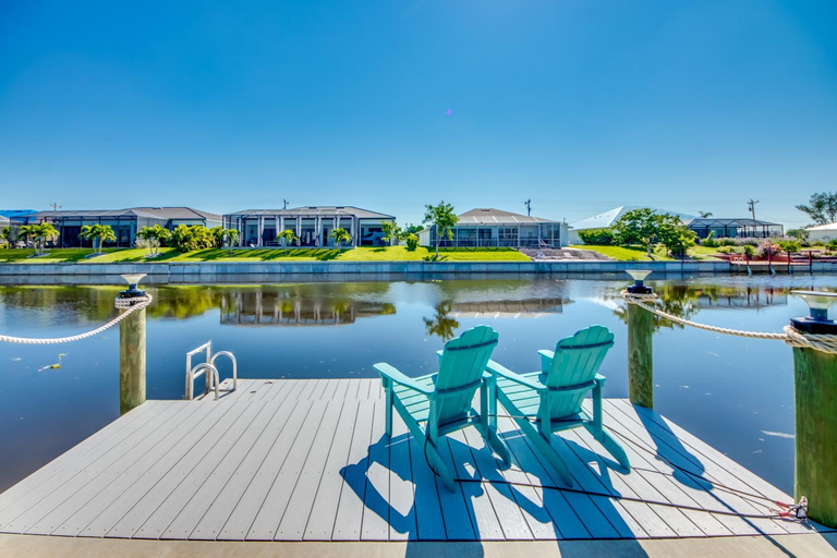 5, Villa Mangifera with Salt Water Pool & Spa, EV-Loading, Lee