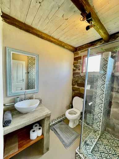 Bathroom 4, Tugela River Lodge, Uthukela