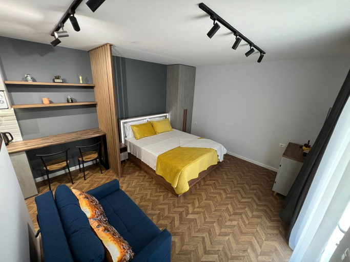 Bedroom 3, Florent's Superb Studio, free parking & garden!!, Tiranës