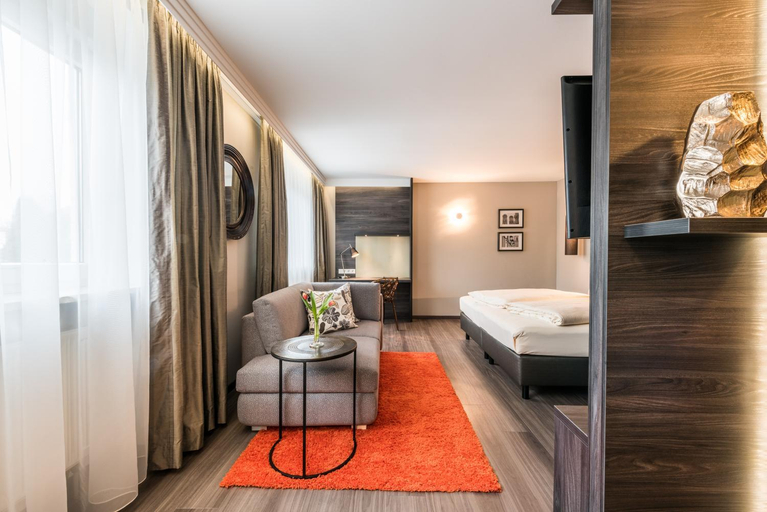Bedroom 3, Hotel Santis, München