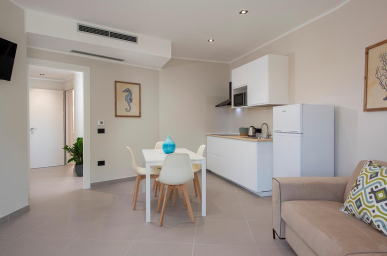 Others 4, MEM Lodge and Suite, Cagliari
