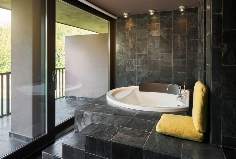 Bathroom 6