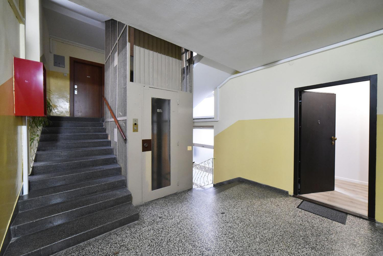 Others 3, Block Apartment No2, Zagreb