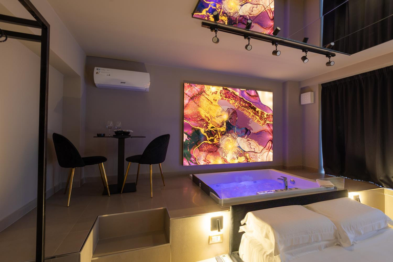 Others 2, Maximum Exclusive Suite & Spa, Palermo