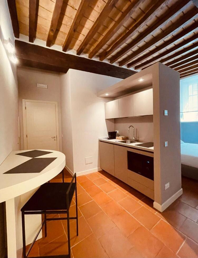 Others 5, Palazzo Borgocolonne Apartments - Manu Maison, Parma