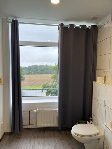 Bathroom 20