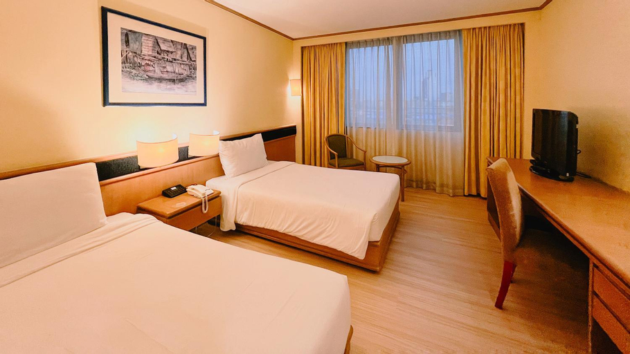 Bedroom 6