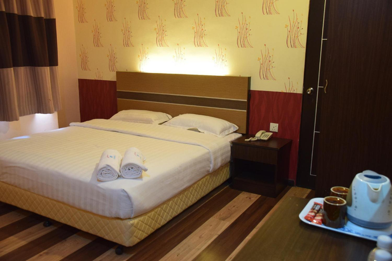 Bedroom 8