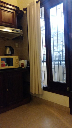Dining Room 11