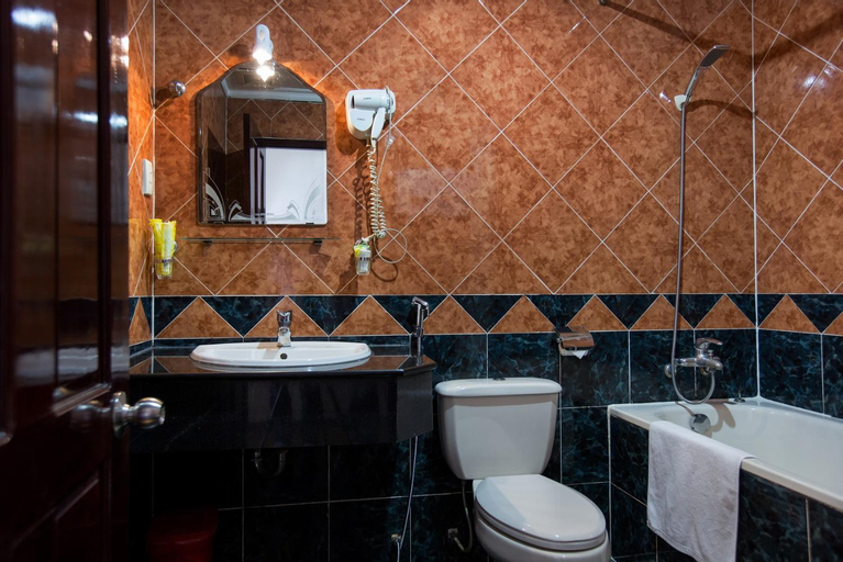 Bathroom 2