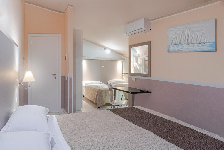 Bedroom 8