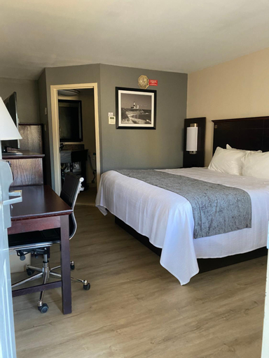 Bedroom 23