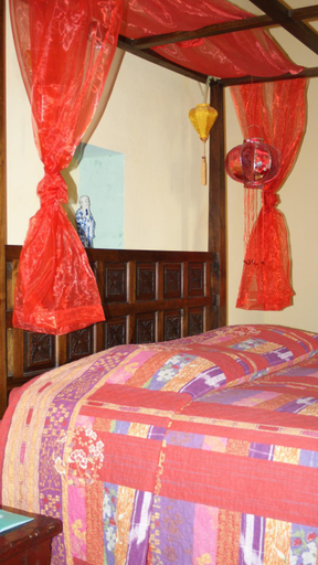 Bedroom 3, Demeure de Digoine "Chambre d'Hotes", Ardèche