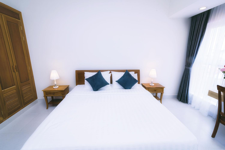 Bedroom 13