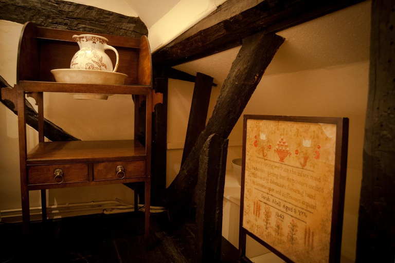 Bedroom 2, The Old Stables B&B, Buckinghamshire