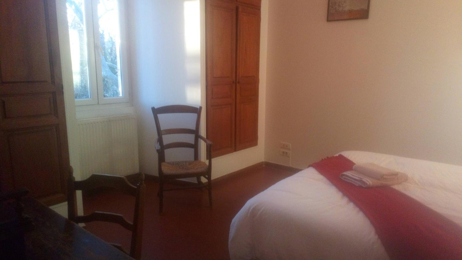 Bedroom, Domaine Les Peupliers - Chambres d'Hotes, Suite et Table d'Hotes -, Vaucluse