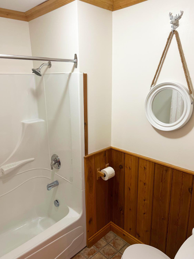Bathroom 4, Auberge au Poste de Traite, L'Île-d'Orléans