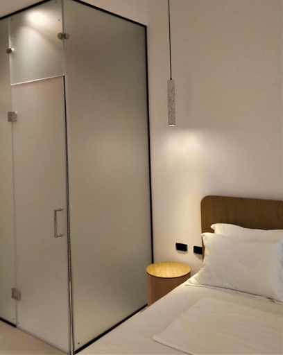 Bedroom 2, Abonora Drymades, Vlorës