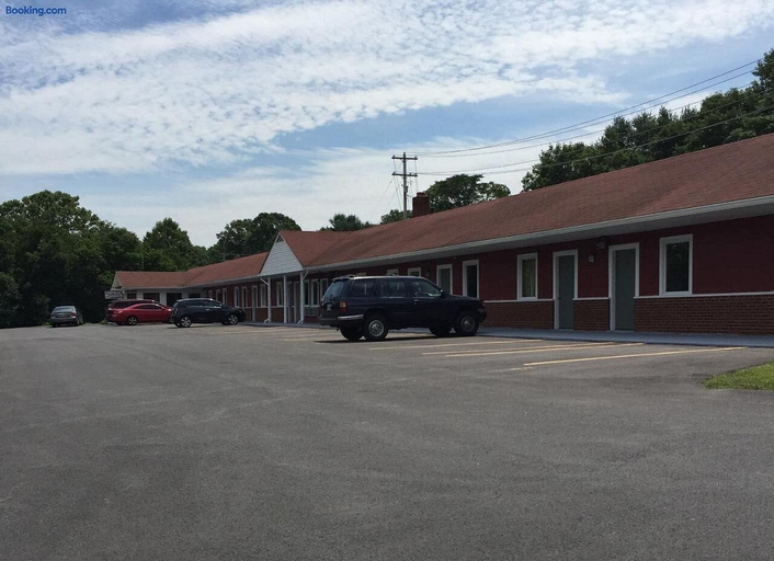 Exterior & Views 4, Budget Inn, Carroll