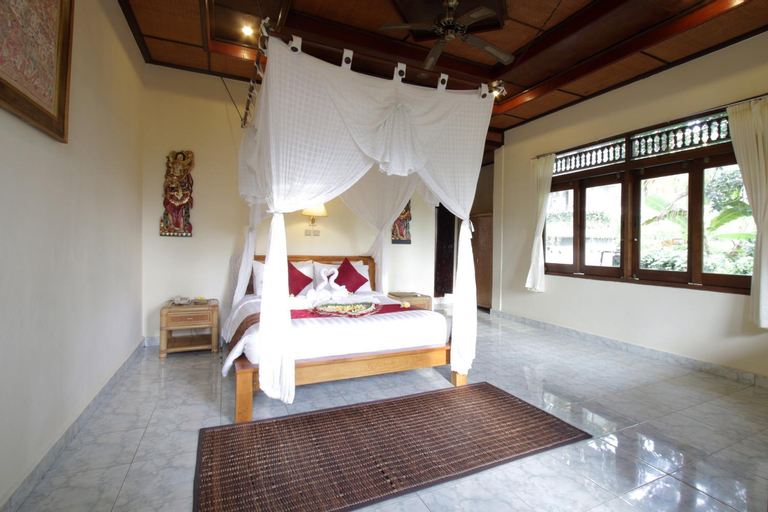 Bedroom 13