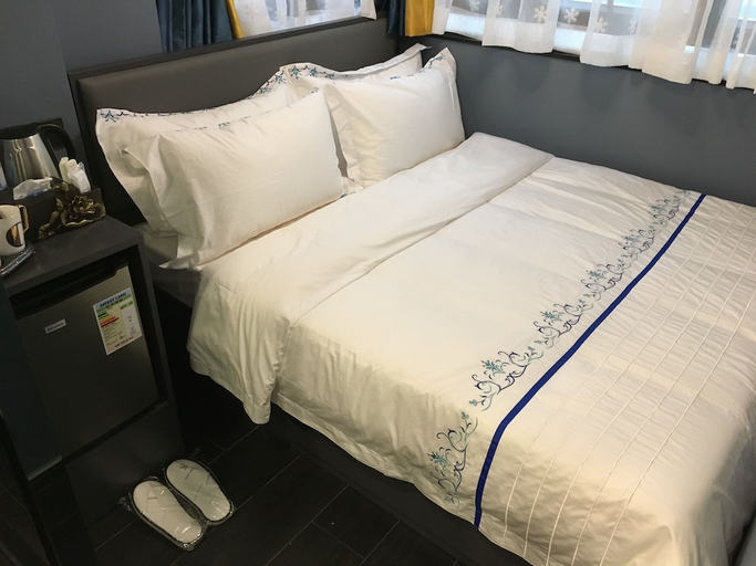 Bedroom 4, Star City Hotel - Causeway Bay, Hong Kong Island