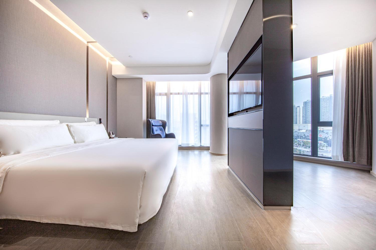 Bedroom 25