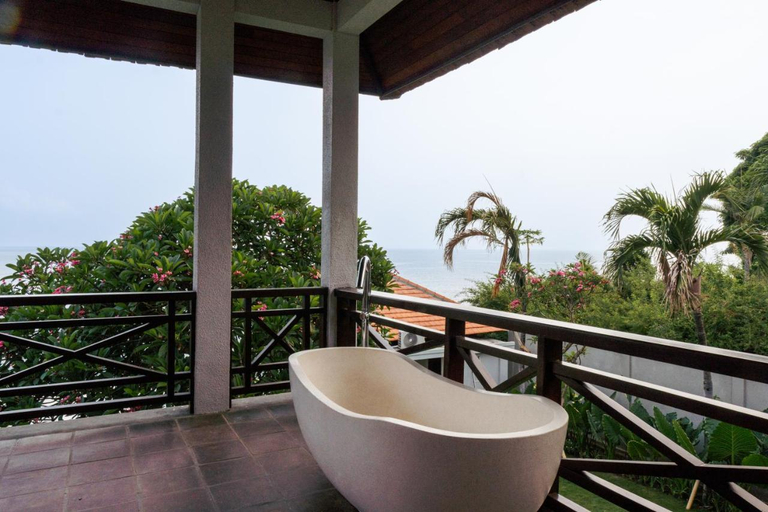 Bathroom 3, Seaside Oceana Suites by Mahaprana, Buleleng