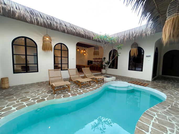 Swimming Pool 8