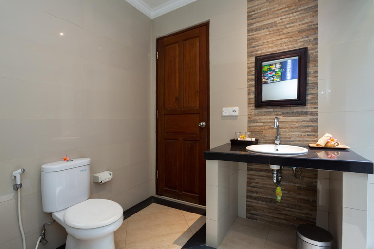 Bathroom 4