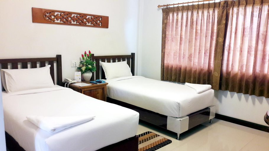 Bedroom 2, Khum Nakhon Hotel, Muang Nakhon Si Thammarat