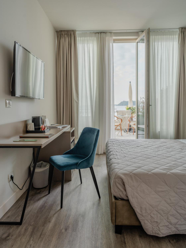 Bedroom 3, Hotel Du Lac, Brescia