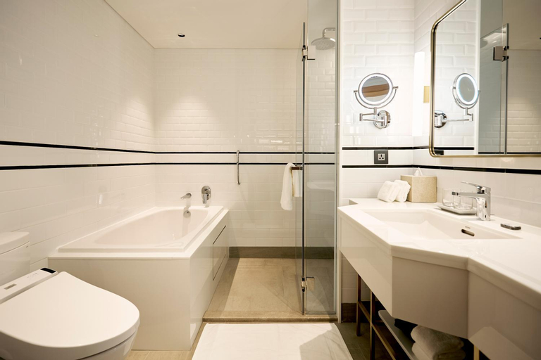 Bathroom 15