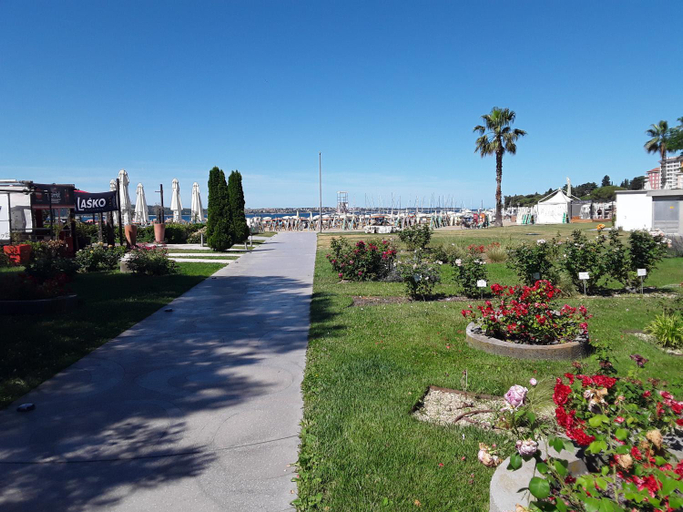 Others 4, Fontana apartments, Piran