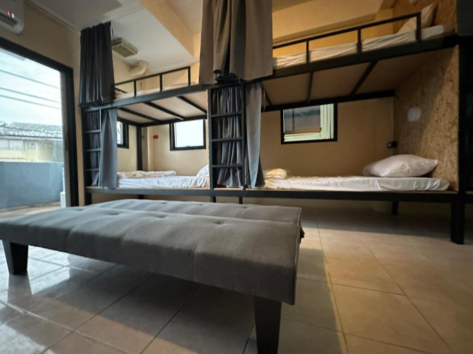 Bedroom 3, DK1HOSTEL, Ko Samui