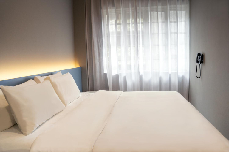 Bedroom 14