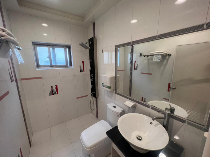 Bathroom 4, Ibiza Kenting Hotel II, Pingtung